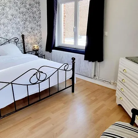 Maison Urbaine, Proximite Lille - Pers. - Fr-1-510-264 * La Chapelle d'Armentieres