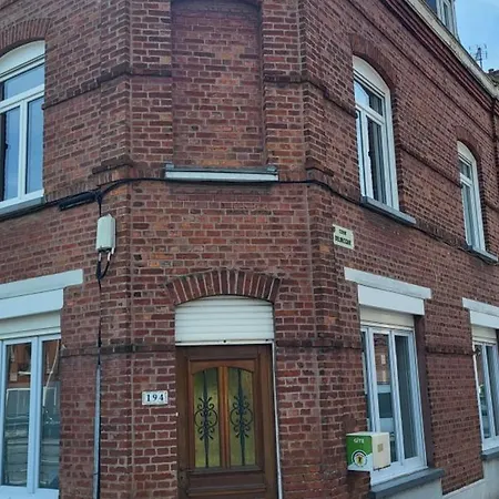 Maison Urbaine, Proximite Lille - Pers. - Fr-1-510-264 *
